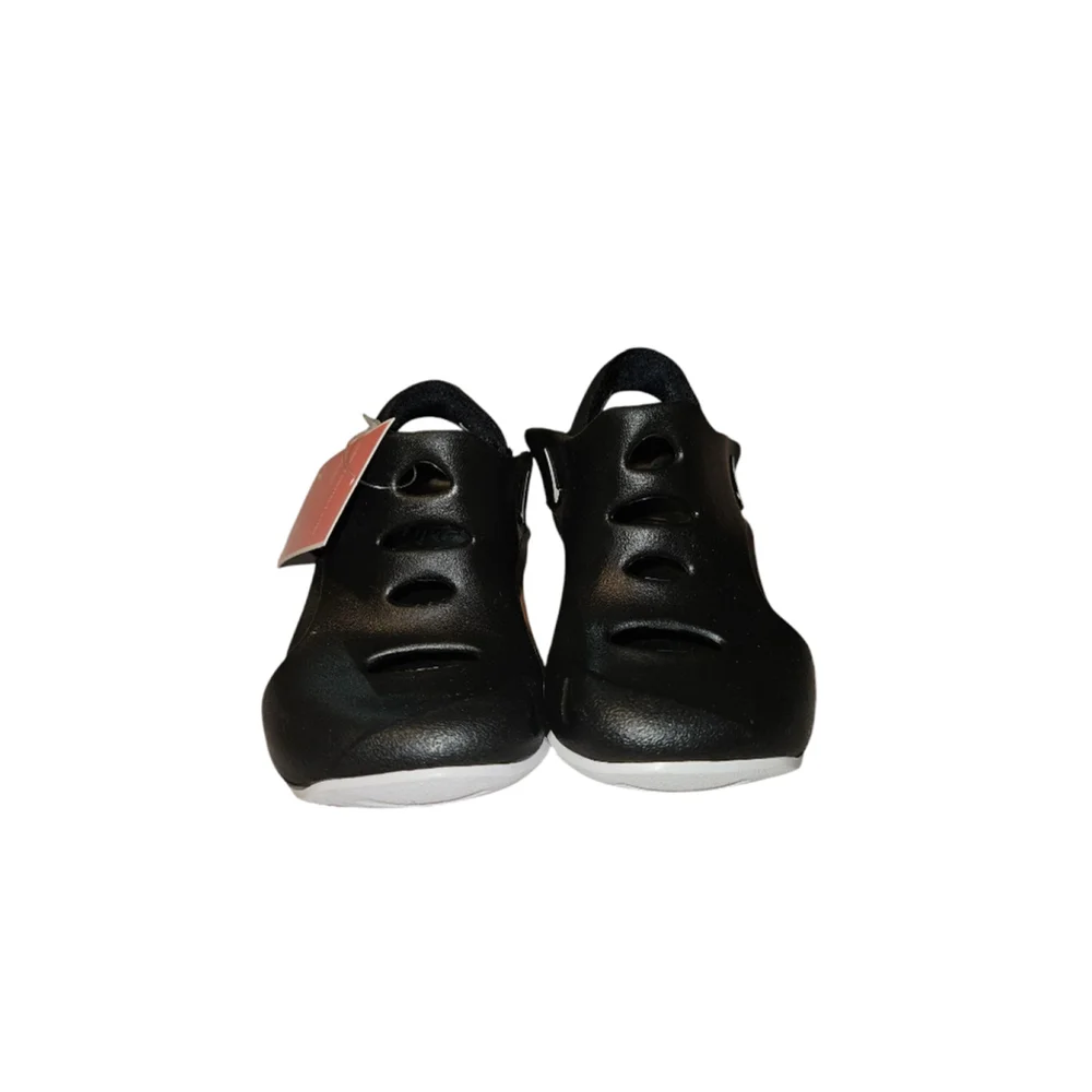 Boys Nike Sunray Protect 3 Sandals Size 7C Black/White New w/box